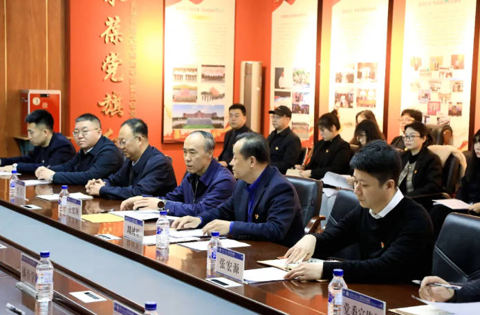  學(xué)校召開(kāi)2024年度基層黨組織書(shū)記抓黨建工作述職和述責(zé)述廉評(píng)議會(huì)
